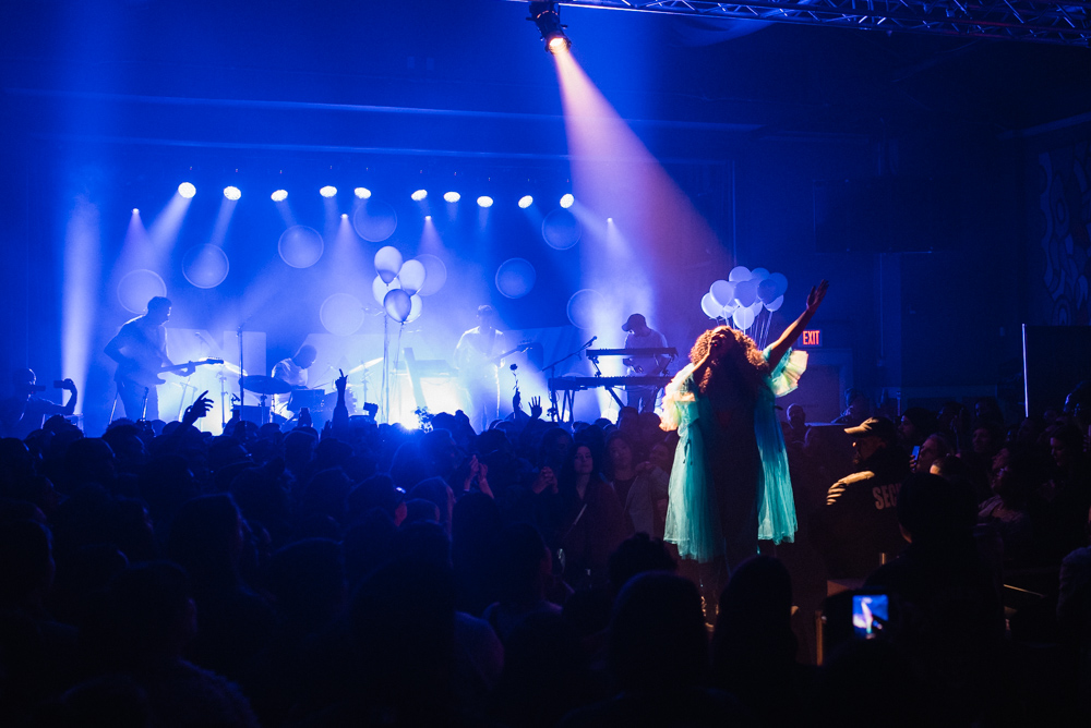 NAO, Wonder Ballroom, photo by Kai Hayashi