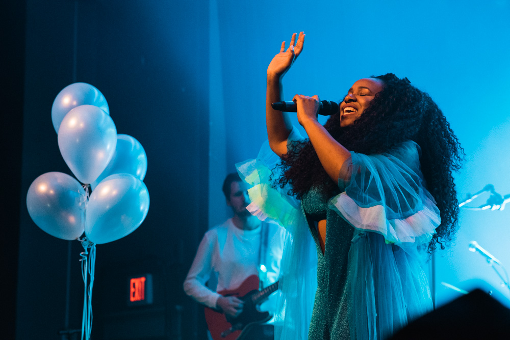 NAO, Wonder Ballroom, photo by Kai Hayashi