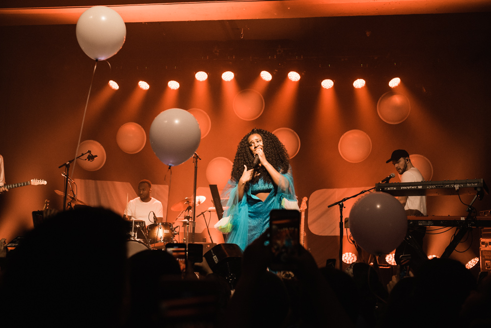 NAO, Wonder Ballroom, photo by Kai Hayashi