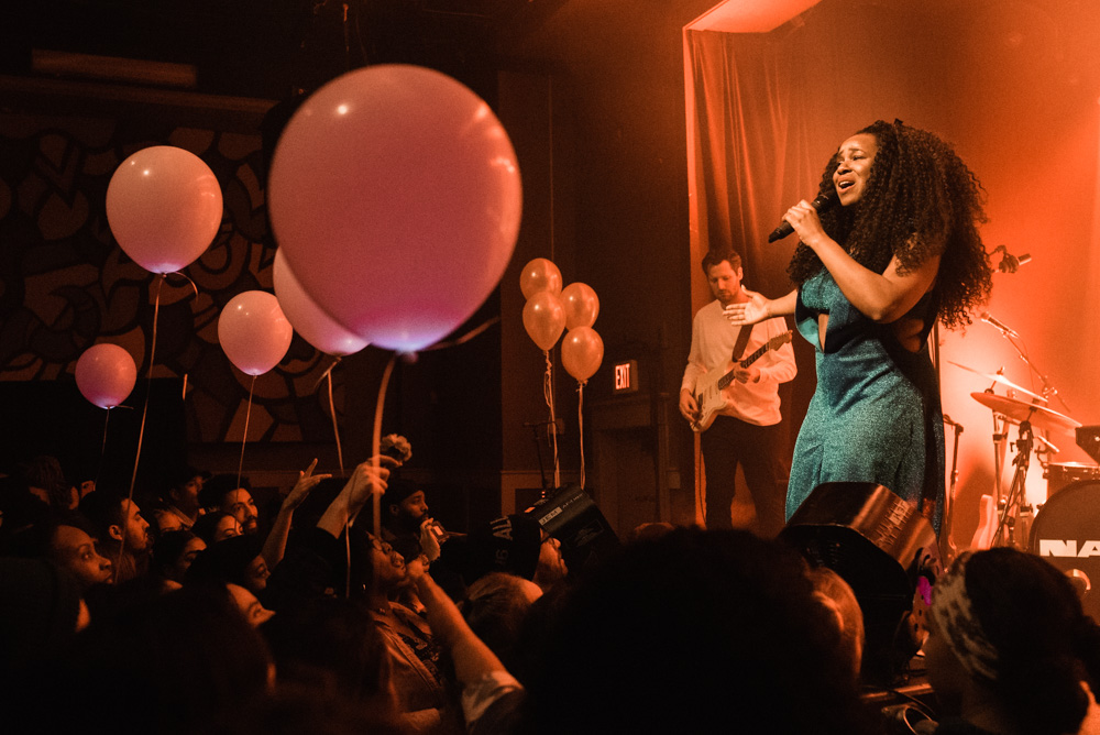 NAO, Wonder Ballroom, photo by Kai Hayashi