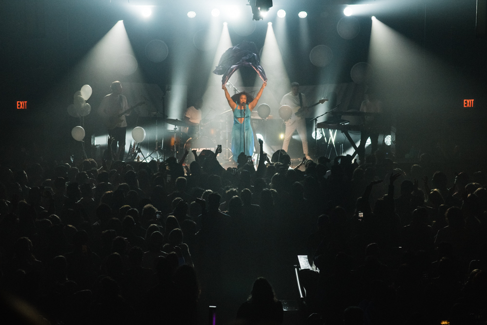 NAO, Wonder Ballroom, photo by Kai Hayashi