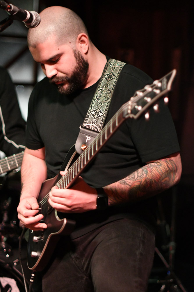 Screams of Syrens, Hawthorne Theatre, photo by Joe Bitters