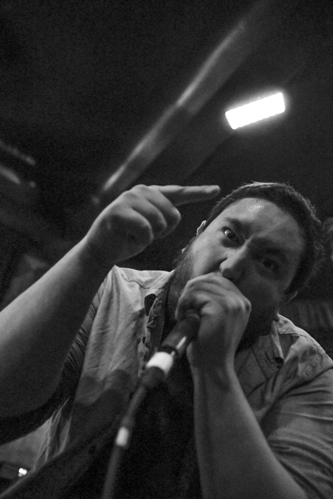 Screams of Syrens, Hawthorne Theatre, photo by Joe Bitters