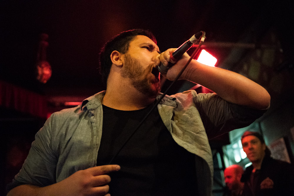 Screams of Syrens, Hawthorne Theatre, photo by Joe Bitters