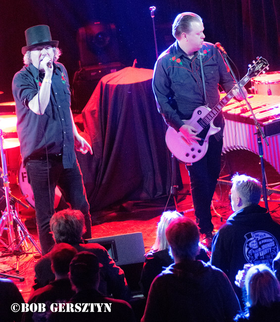 The Lovesores, Star Theater, photo by Bob Gersztyn