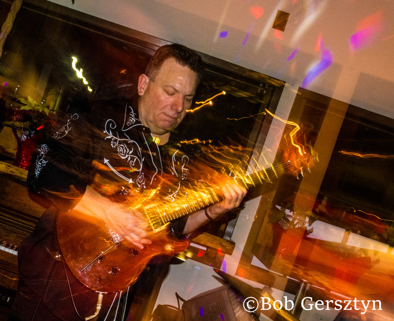 Rachel and The Rain Kings, Taproot Lounge & Cafe, photo by Bob Gersztyn