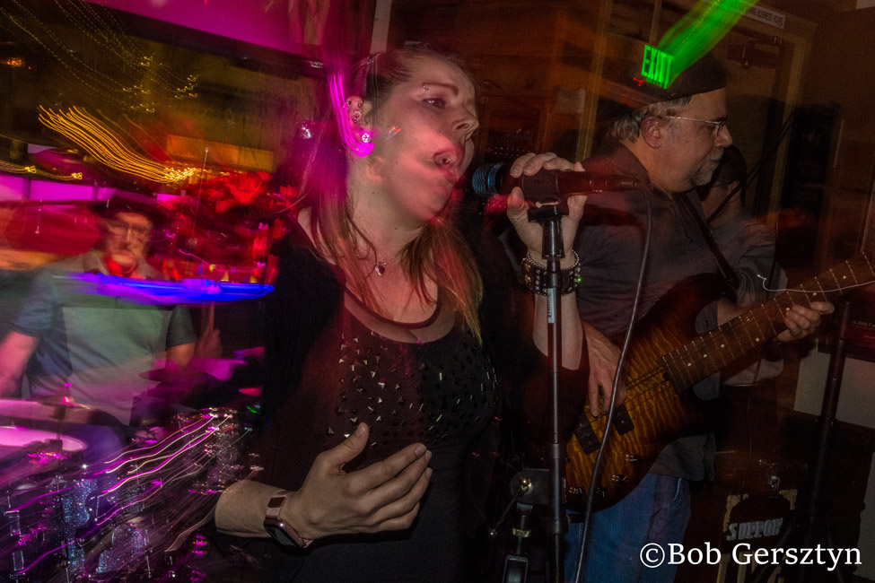 Rachel and The Rain Kings, Taproot Lounge & Cafe, photo by Bob Gersztyn
