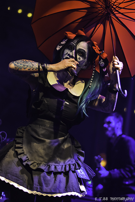 Raven Black, Crystal Ballroom, photo by Kevin Pettigrew