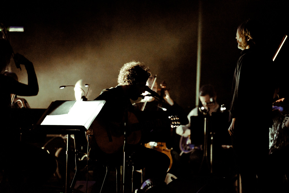 José Gonzalez, Arlene Schnitzer Concert Hall, photo by Ignacio Quintana