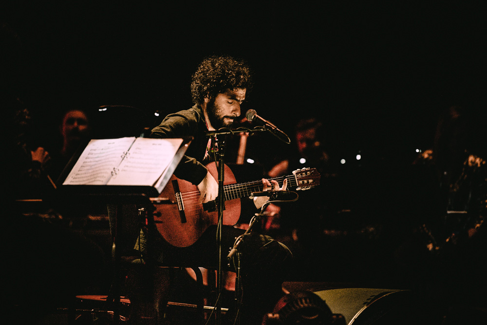José Gonzalez, Arlene Schnitzer Concert Hall, photo by Ignacio Quintana