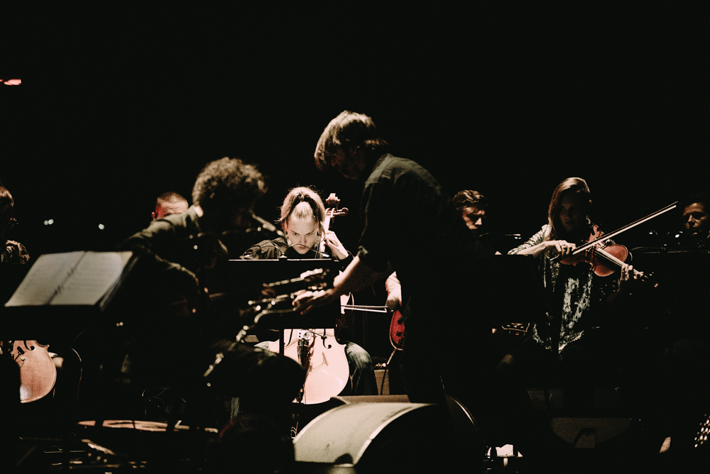 José Gonzalez, Arlene Schnitzer Concert Hall, photo by Ignacio Quintana
