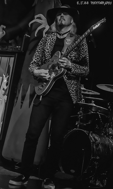 John 5, Star Theater, photo by Kevin Pettigrew