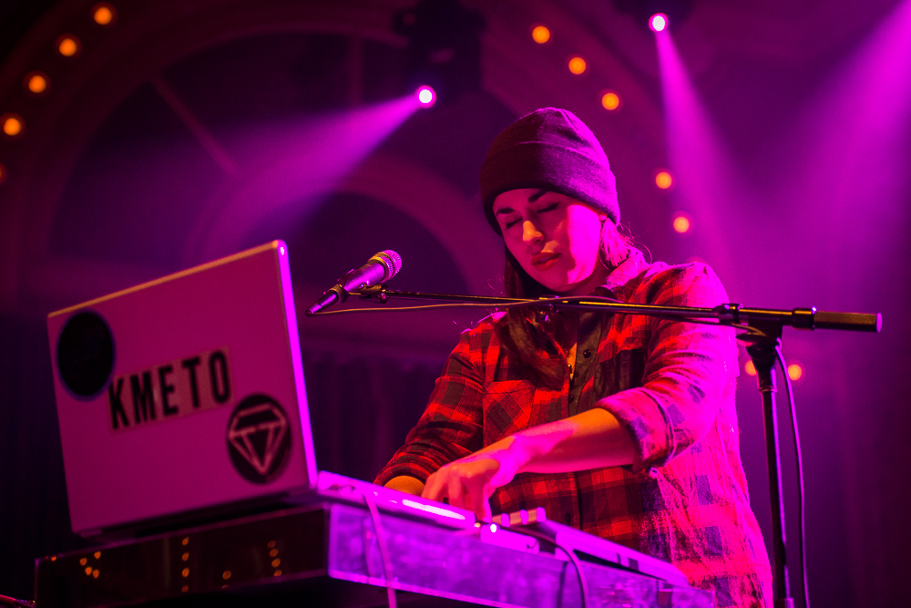 Natasha Kmeto, Crystal Ballroom, 94.7 FM, photo by Ronit Fahl