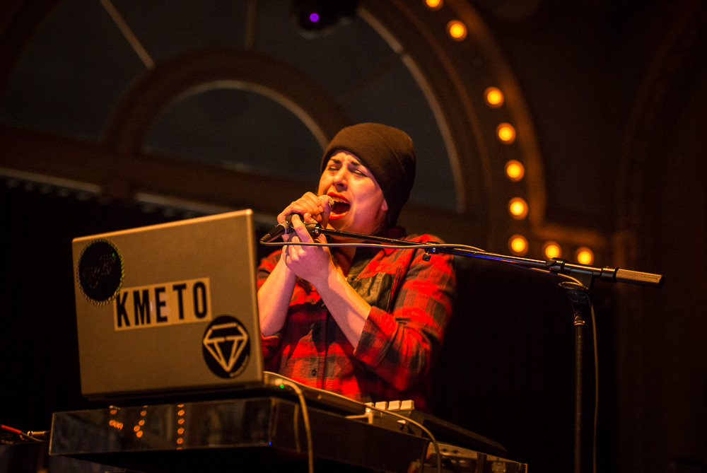 Natasha Kmeto, Crystal Ballroom, 94.7 FM, photo by Ronit Fahl