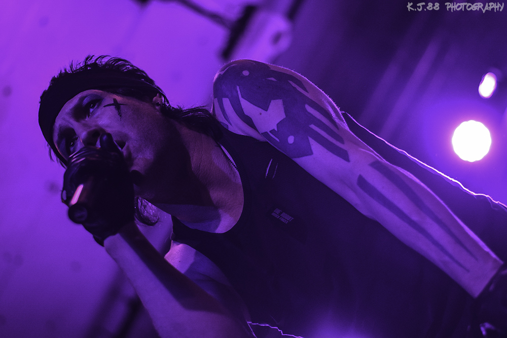 Die Robot, Hawthorne Theatre, photo by Kevin Pettigrew