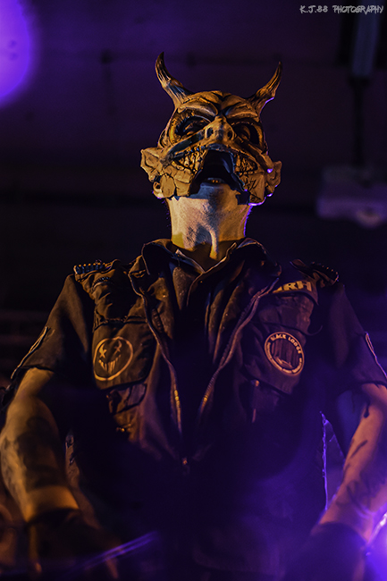 Mushroomhead, Hawthorne Theatre, photo by Kevin Pettigrew