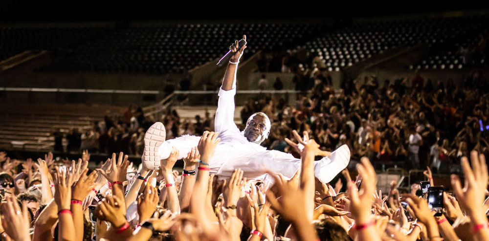 Akon, Reser Stadium, photo by Sal Barragan