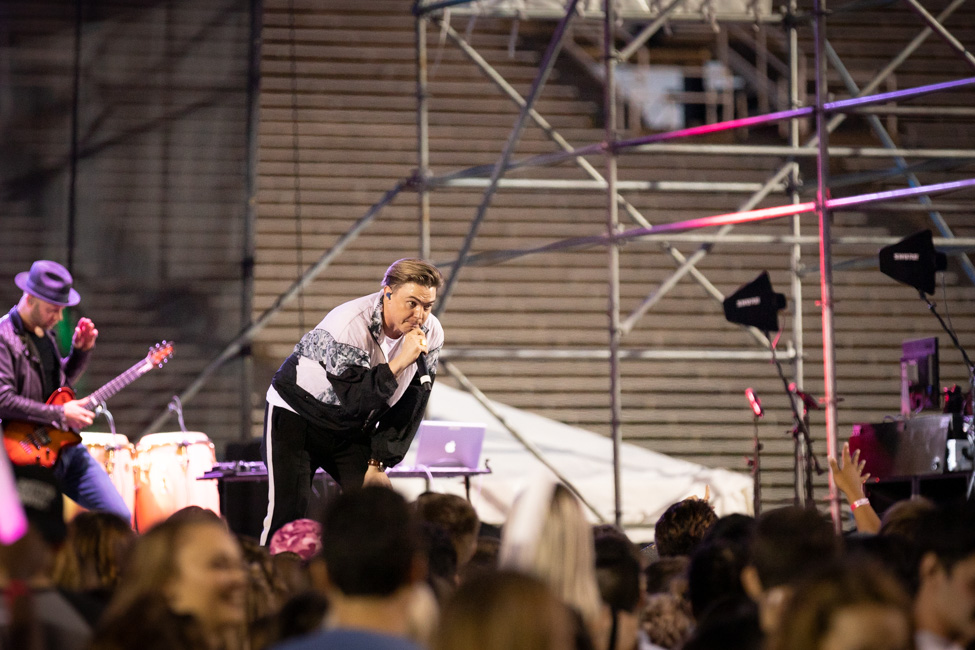 Jesse McCartney, Reser Stadium, photo by Sal Barragan