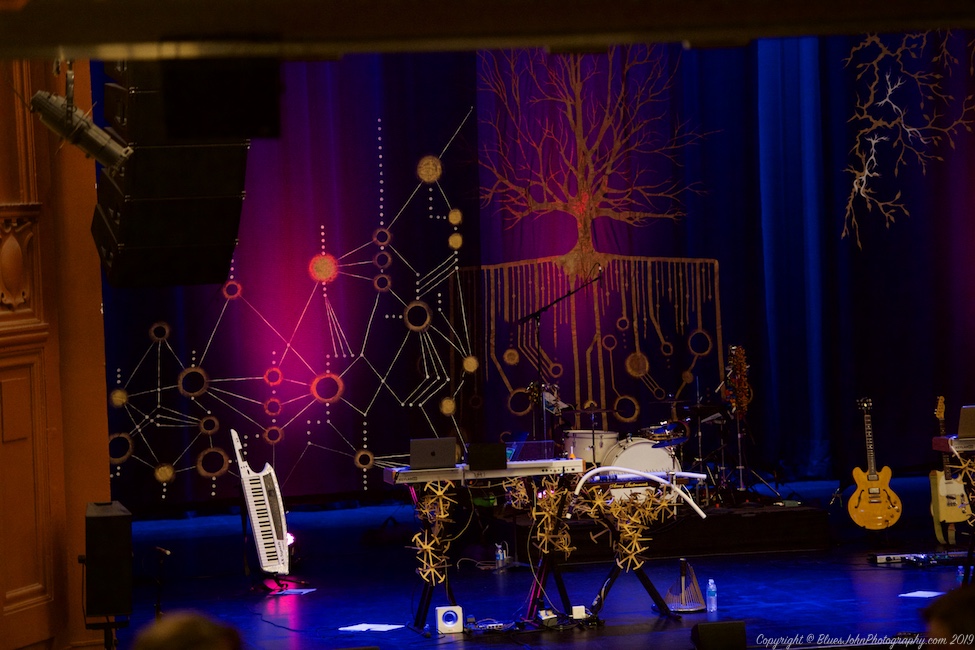 Imogen Heap, Moore Theatre, photo by John Alcala