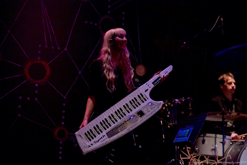 Imogen Heap, Moore Theatre, photo by John Alcala