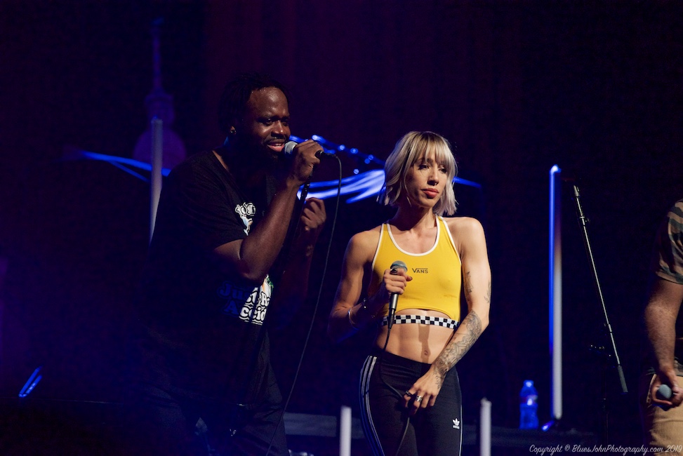 Darenots, Keller Auditorium, photo by John Alcala