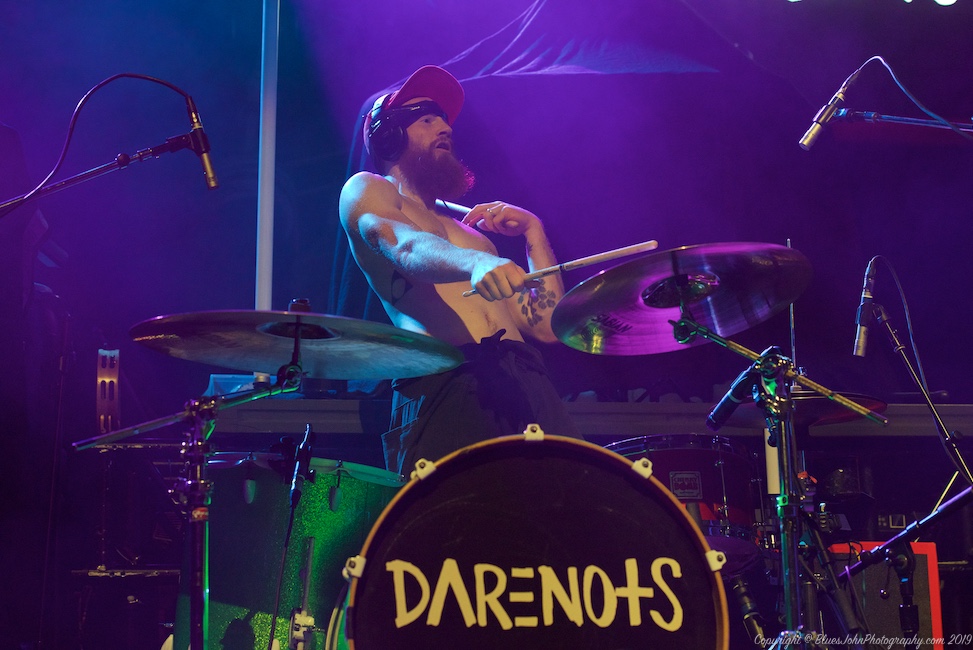 Darenots, Keller Auditorium, photo by John Alcala