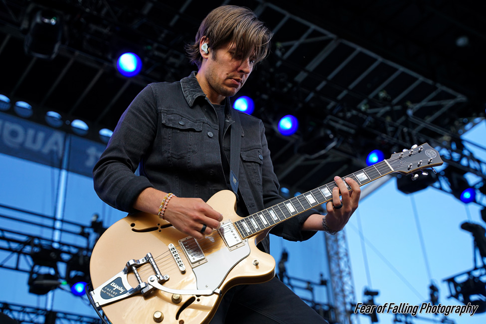 Phil Wickham, Hillsboro Stadium, photo by Joshua Hathaway