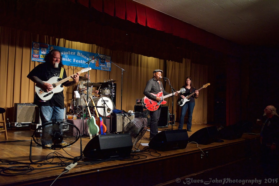 Smokin’ Joe Kubek, Bnois King, photo by John Alcala
