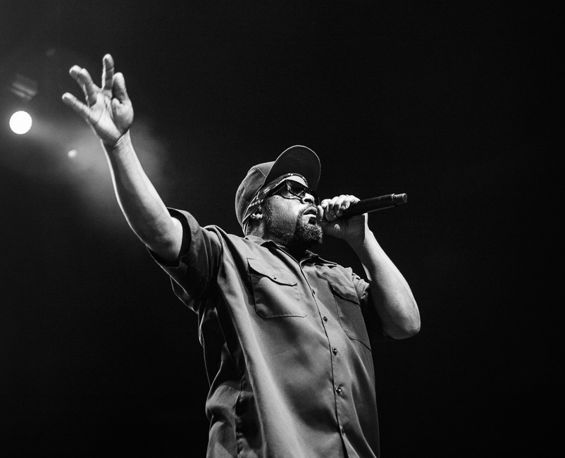 Ice Cube, Moda Center, photo by Sal Barragan