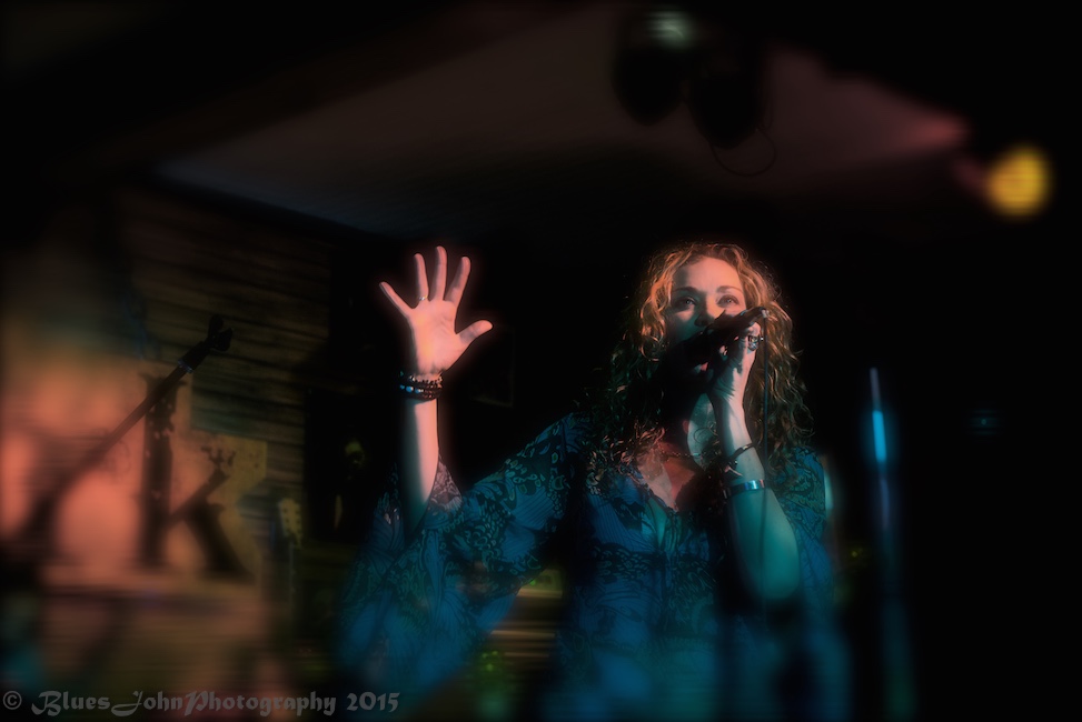 Dana Fuchs, The Birk, photo by John Alcala