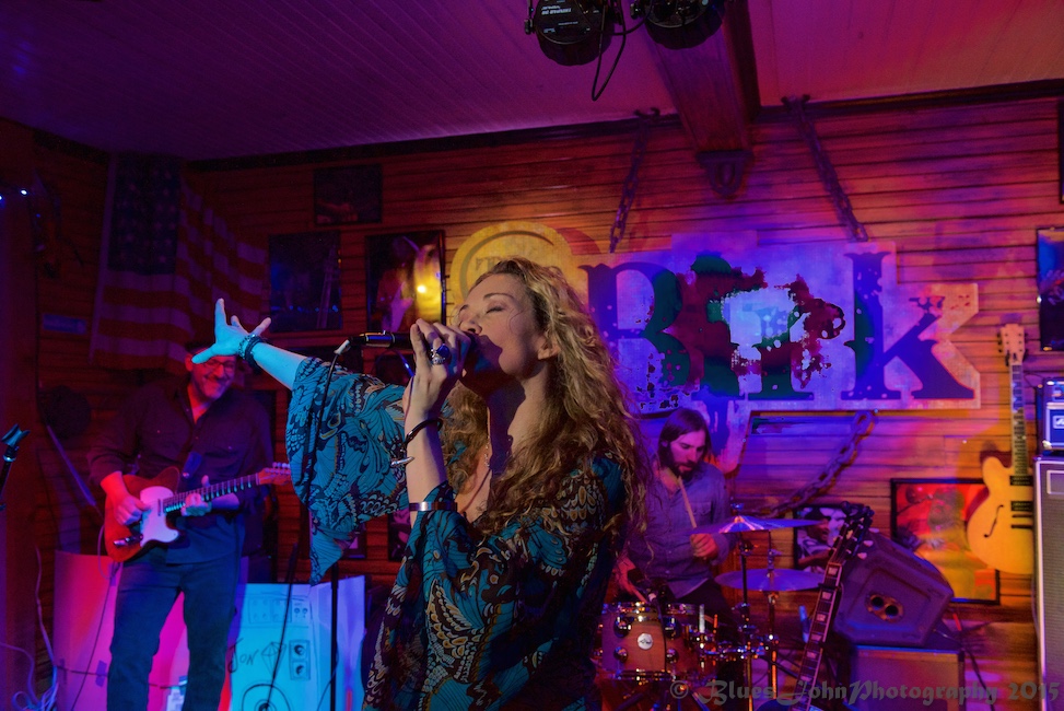 Dana Fuchs, The Birk, photo by John Alcala