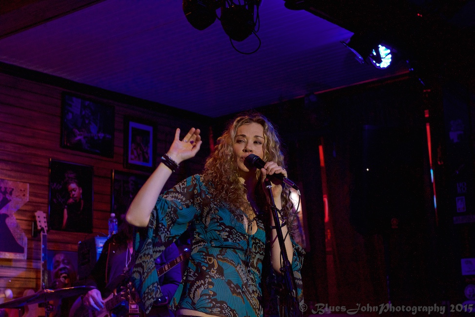 Dana Fuchs, The Birk, photo by John Alcala