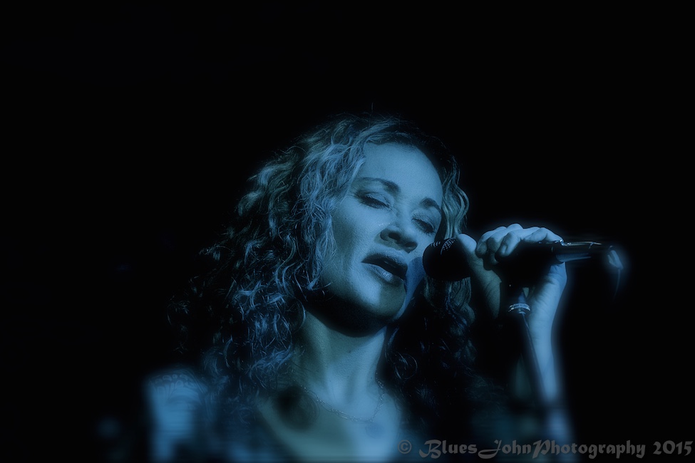 Dana Fuchs, The Birk, photo by John Alcala