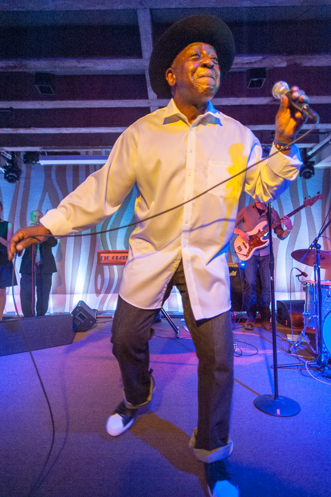 Ural Thomas & The Pain, Doug Fir Lounge, photo by Drew Bandy