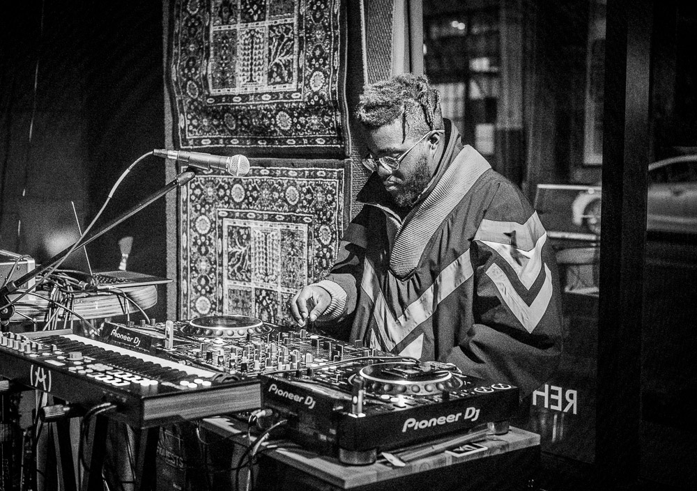 Flex Luther, The Big Legrowlski, photo by Tonya Wright