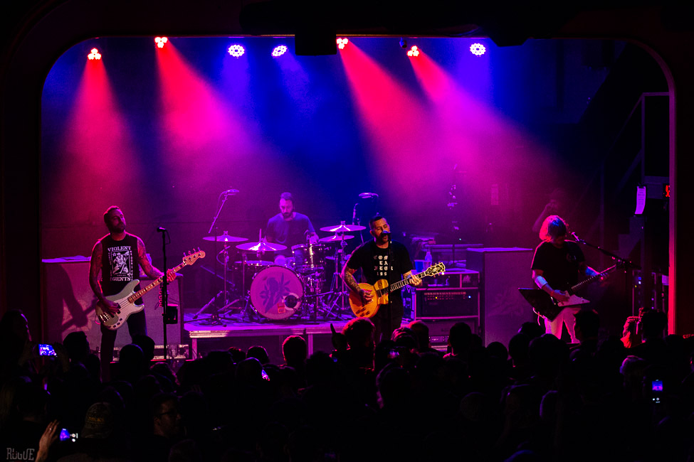 Bayside, Hawthorne Theatre, photo by Matthew Wolfe