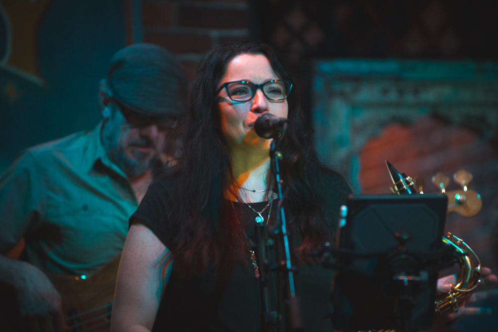 Quadraphonnes, White Eagle Saloon, photo by Chad Lanning