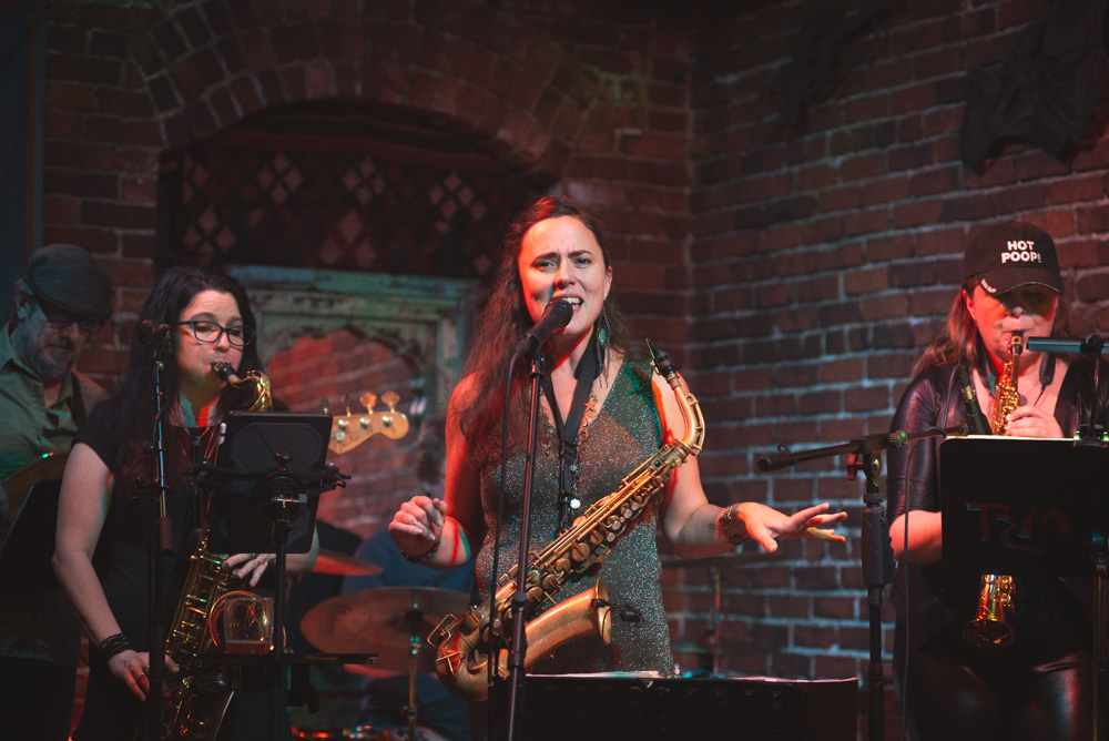 Quadraphonnes, White Eagle Saloon, photo by Chad Lanning