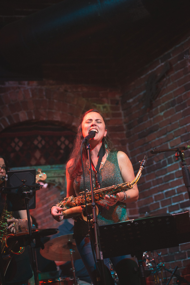 Quadraphonnes, White Eagle Saloon, photo by Chad Lanning