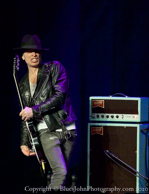 Liv Warfield, Revolution Hall, PDX Jazz Festival, photo by John Alcala