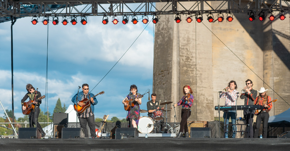 Roselit Bone, The Lot at Zidell Yards, photo by Chad Lanning