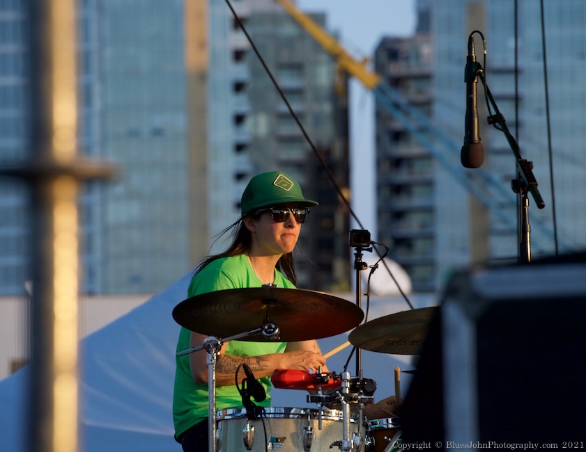 Ashleigh Flynn & The Riveters, The Lot at Zidell Yards, photo by John Alcala