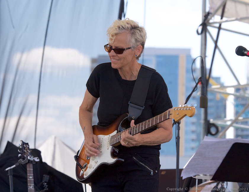 The Lot at Zidell Yards, Waterfront Blues Festival, photo by John Alcala
