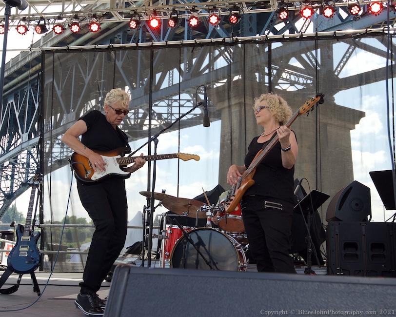 The Lot at Zidell Yards, Waterfront Blues Festival, photo by John Alcala