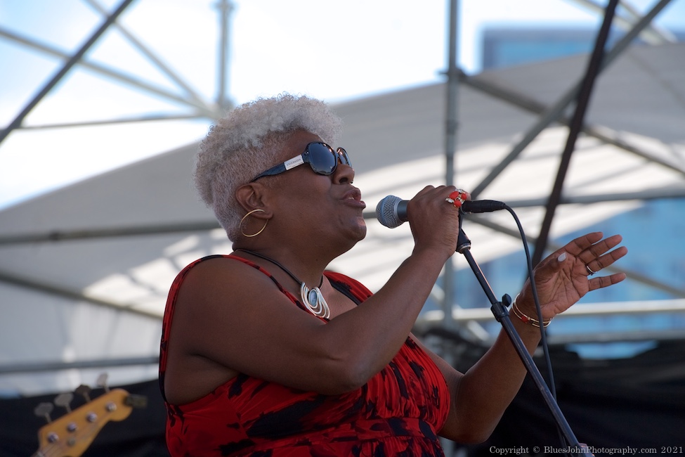 The Lot at Zidell Yards, Waterfront Blues Festival, photo by John Alcala