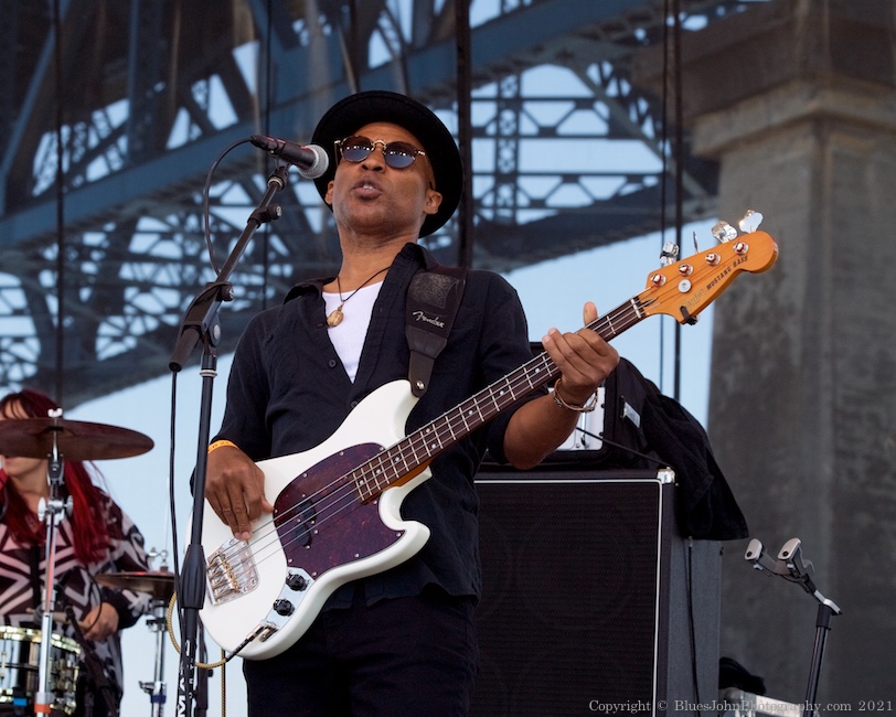 Samantha Fish, The Lot at Zidell Yards, Waterfront Blues Festival, photo by John Alcala