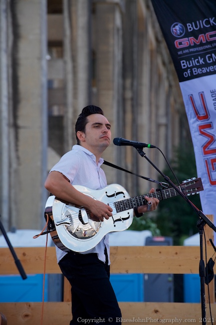 Karen Lovely, The Lot at Zidell Yards, Waterfront Blues Festival, photo by John Alcala