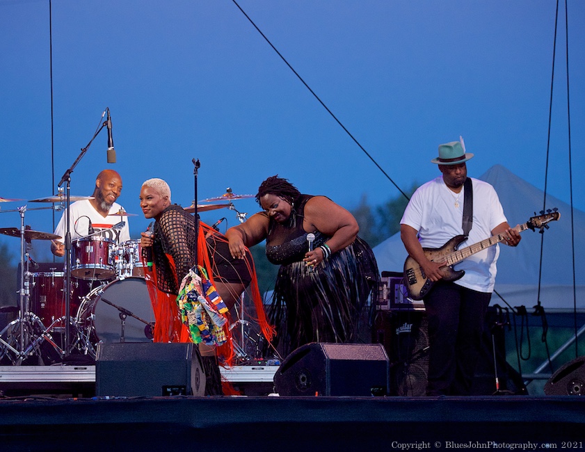 Liv Warfield, The Lot at Zidell Yards, photo by John Alcala