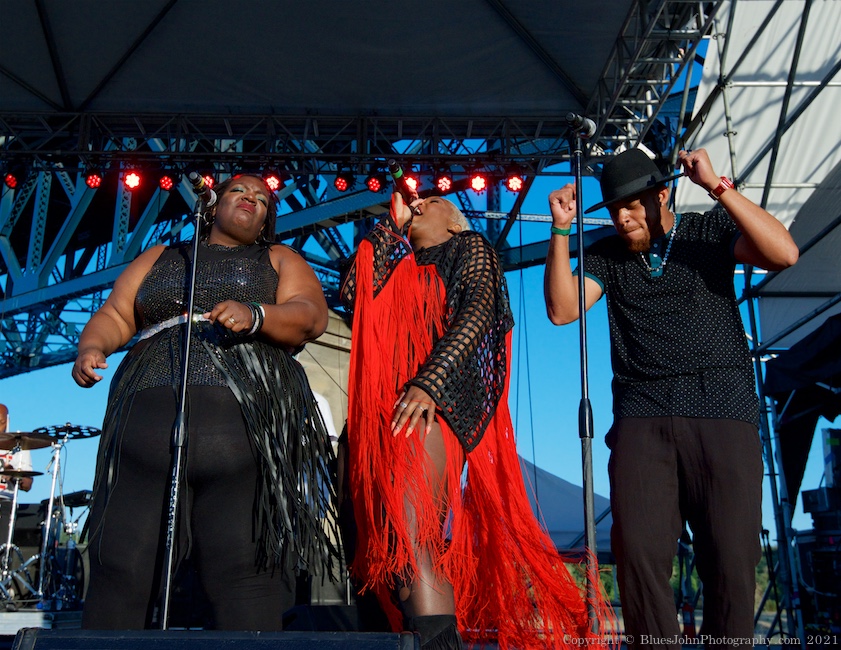Liv Warfield, The Lot at Zidell Yards, photo by John Alcala
