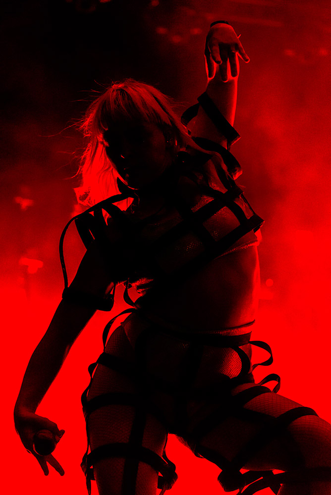 Sylvan Esso, Edgefield Amphitheater, photo by Ignacio Quintana